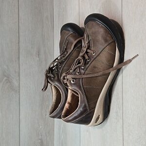 Keen Womens Presidio Outdoor Leather Sneakers shoes sz 9.5